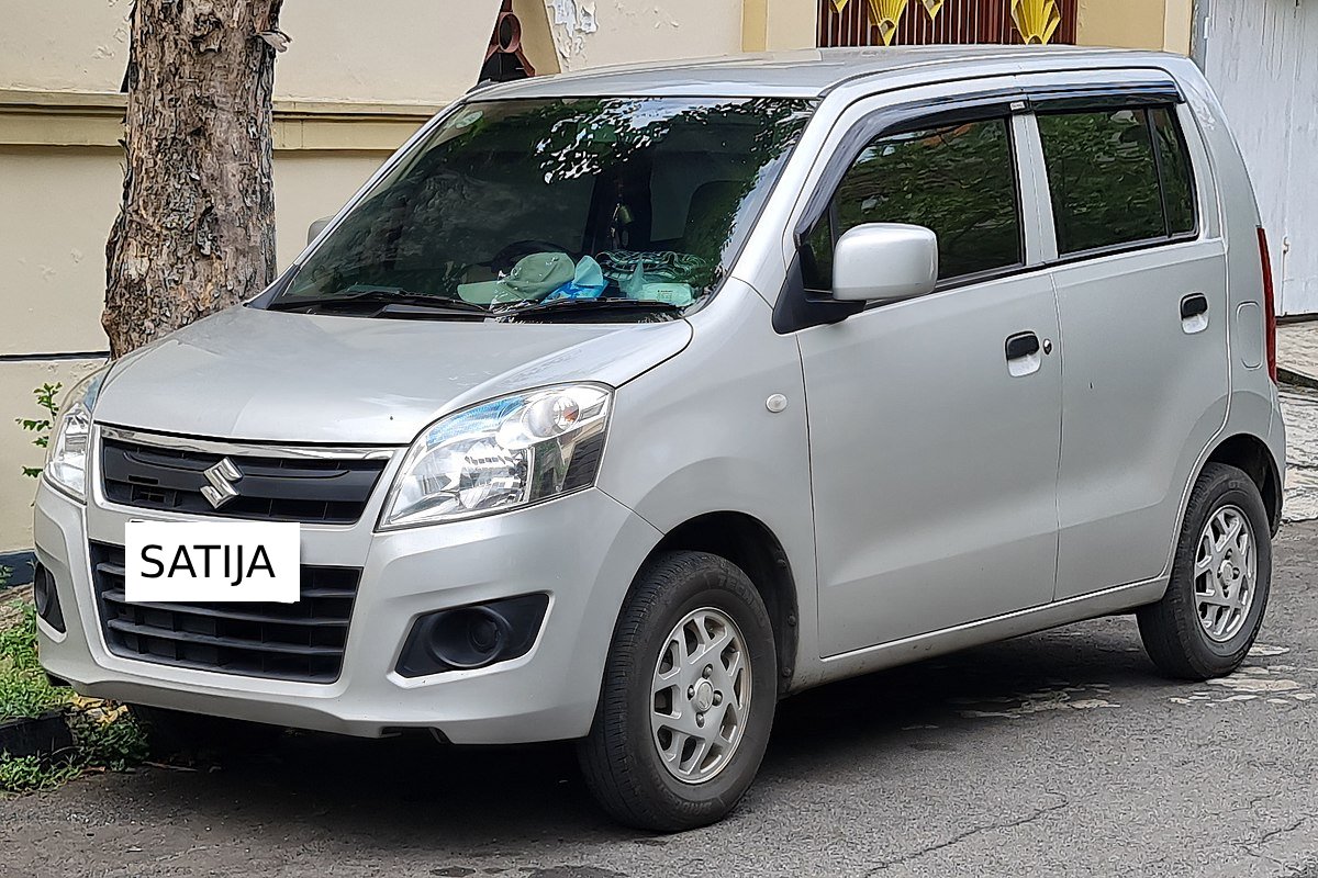 2018_Suzuki_Karimun_Wagon_R_GL_front